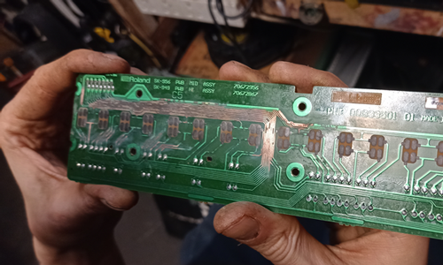 Liquid Damage Repair: Restoring the Non-Functioning Keyboard on a Roland JP-8000